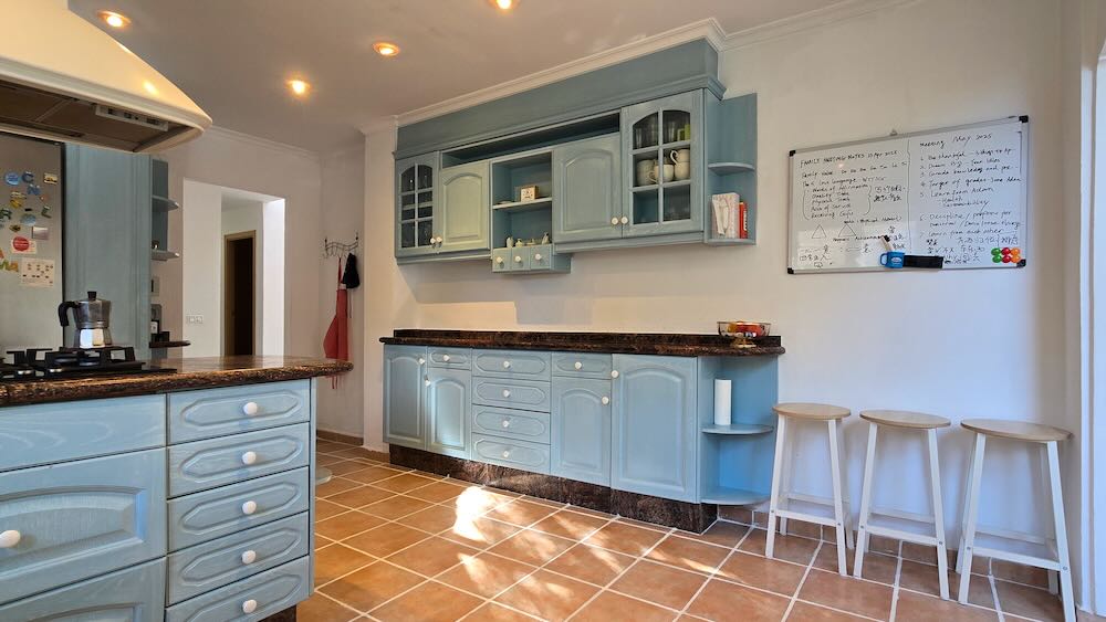 Property 2499 - Image 46